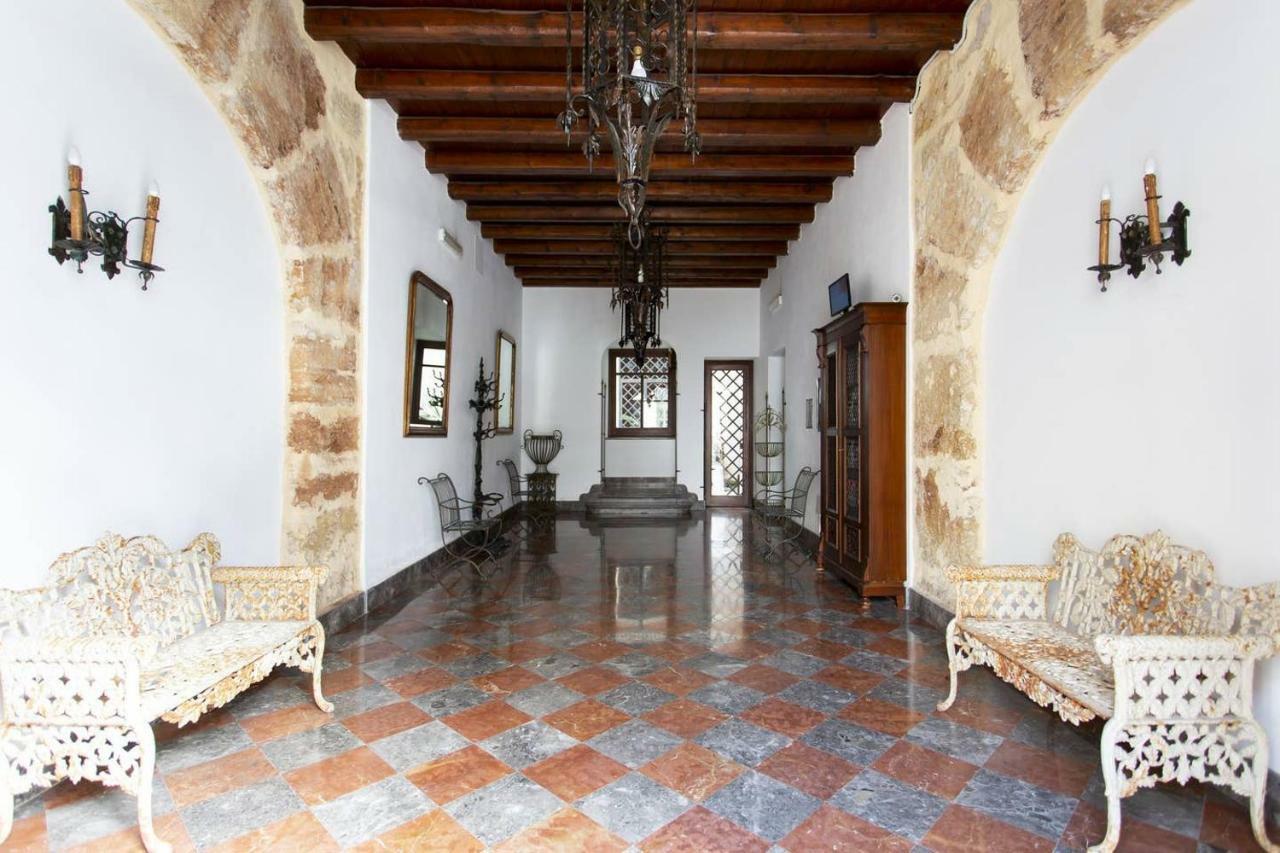 Anna's In Historical Center Appartement